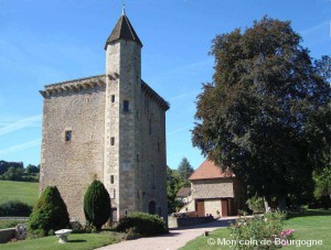 Château de Couches - tour carrée