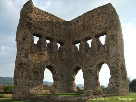 Autun - Temple de Janus