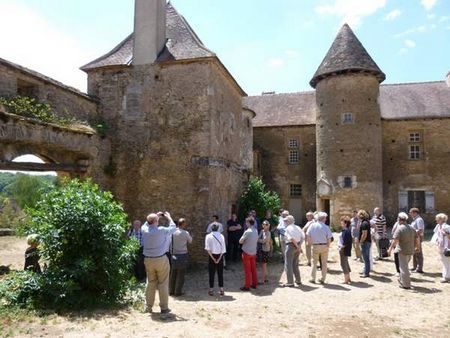 Visite au château Pontus-de-Tiard