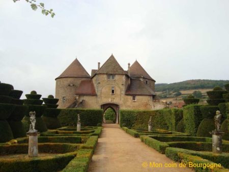 Jardin anglais - château de Berzé