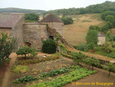 Jardin potager du château de Berzé