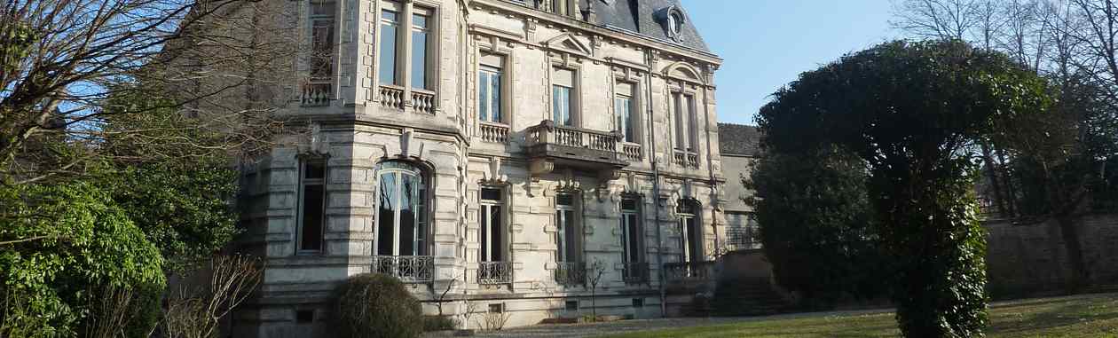 Façade du domaine Chanson