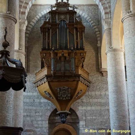 Tournus - Orgue de l'abbaye